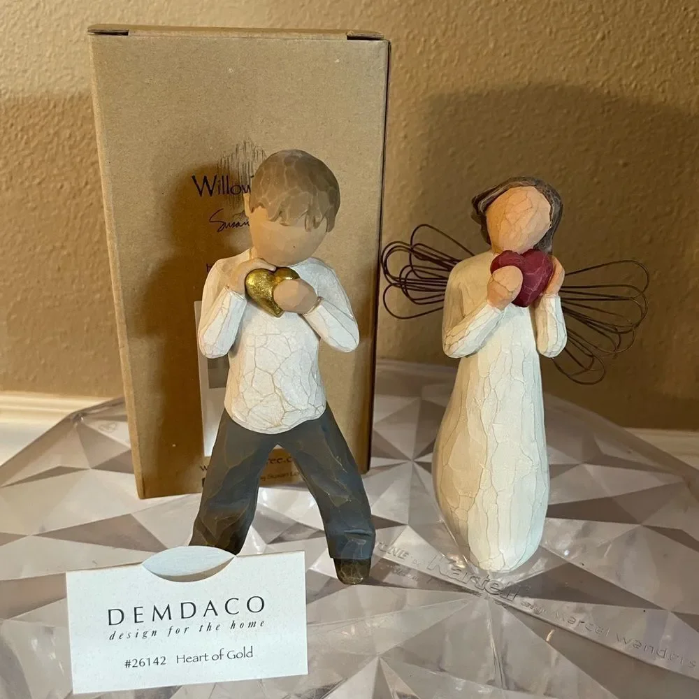 Heart of Gold Demdaco Willow Tree Boy & Girl Wire Wings Holding Red Heart Set